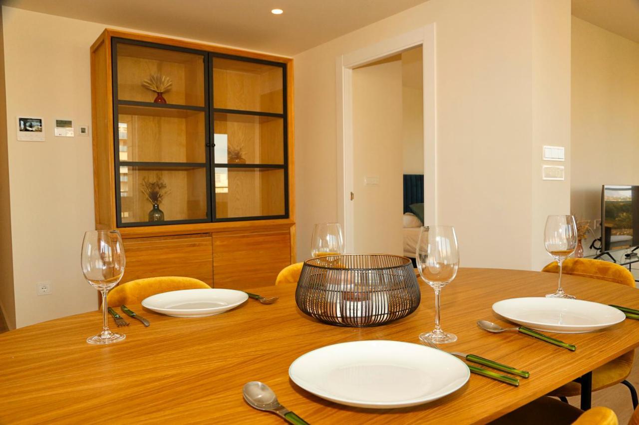 Lovely With Pool, Ac And A Great Terrace Appartement